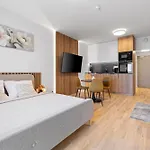 Modern Stylish With Castle View Apartment Bratislava