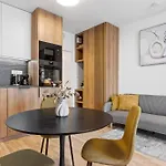 Modern Stylish With Castle View *