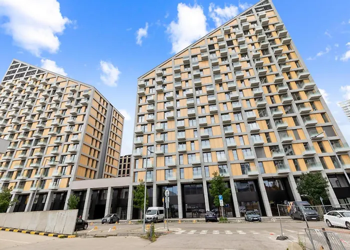 Modern Stylish With Castle View Apartment